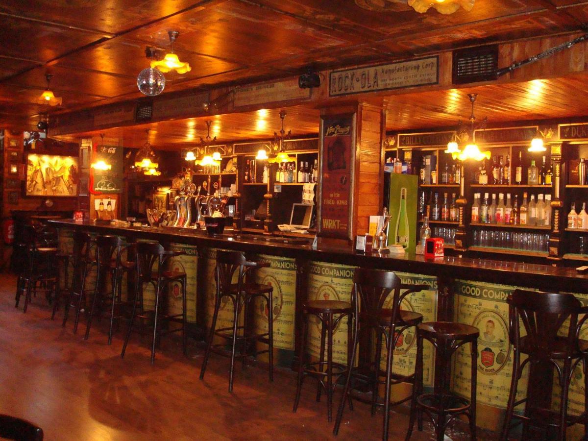 Hostal Restaurante Baraka Alagon Luaran gambar