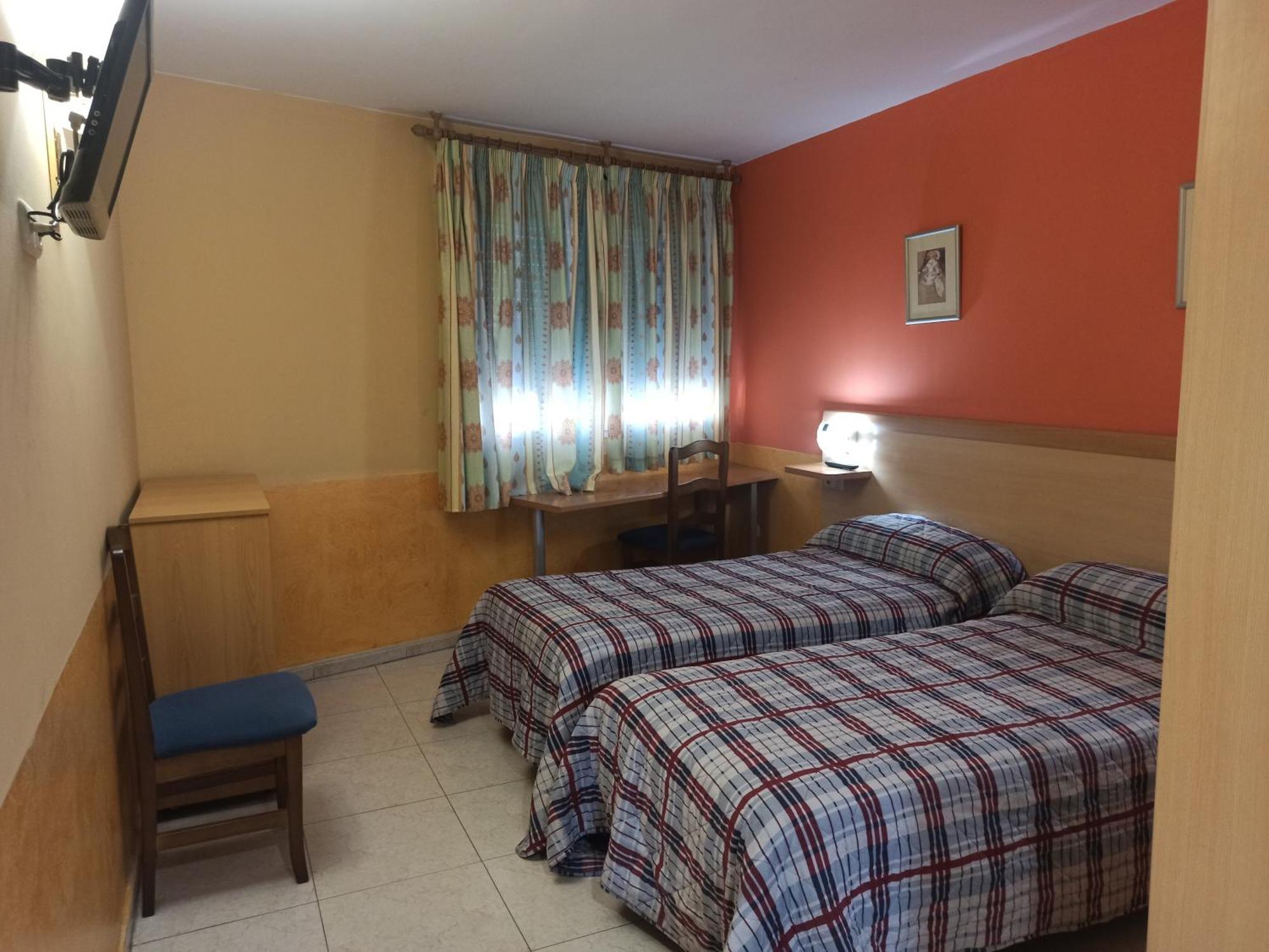 Hostal Restaurante Baraka Alagon Luaran gambar